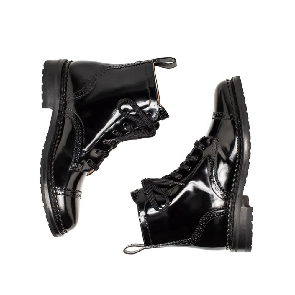 The Office of Angela Scott Mr. Hardy Size 38.5/8.5